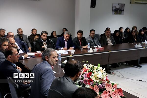 مراسم تکریم و تودیع قائم‌ مقام سازمان دانش‌آموزی