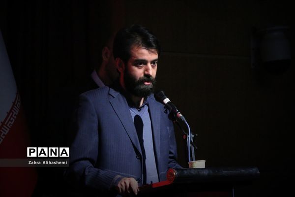 آیین تقدیر از پیشکسوتان و فعالان صنعت اسباب بازی