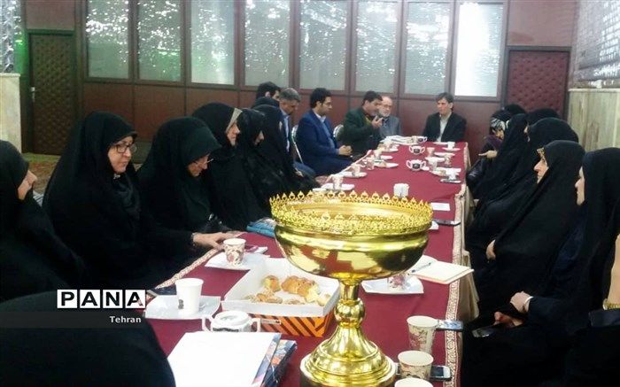 تجلیل از مدیران فعال حوزه پرورشی در آستان مقدس امام زاده صالح(ع)