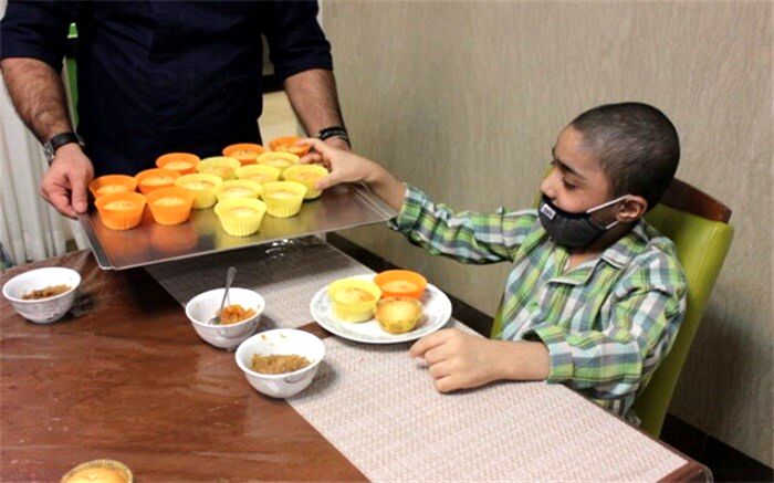 پخت کیک سلامتی کودکان مبتلا به سرطان در اقامتگاه ستارخان محک