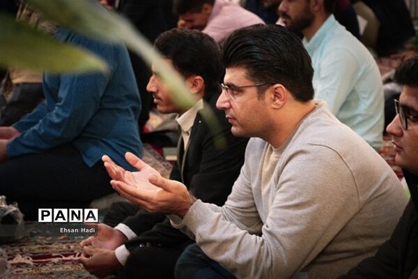 جشن ازدواج دانشجوئی بانام (همسفر تا بهشت) درحرم مطهر رضوی