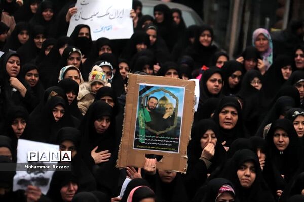 راهپیمایی مردم ولایتمدار منطقه 18 در پی شهادت سپهبد قاسم سلیمانی