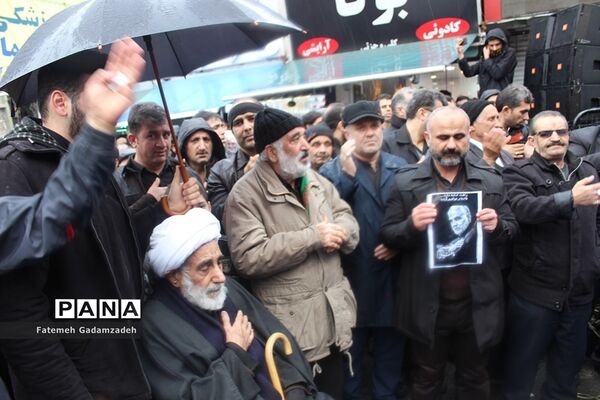 تجمع باشکوه مردم اسلامشهردرمحکومیت جنایت آمریکا و گرامیداشت شهادت سردارقاسم سلیمانی