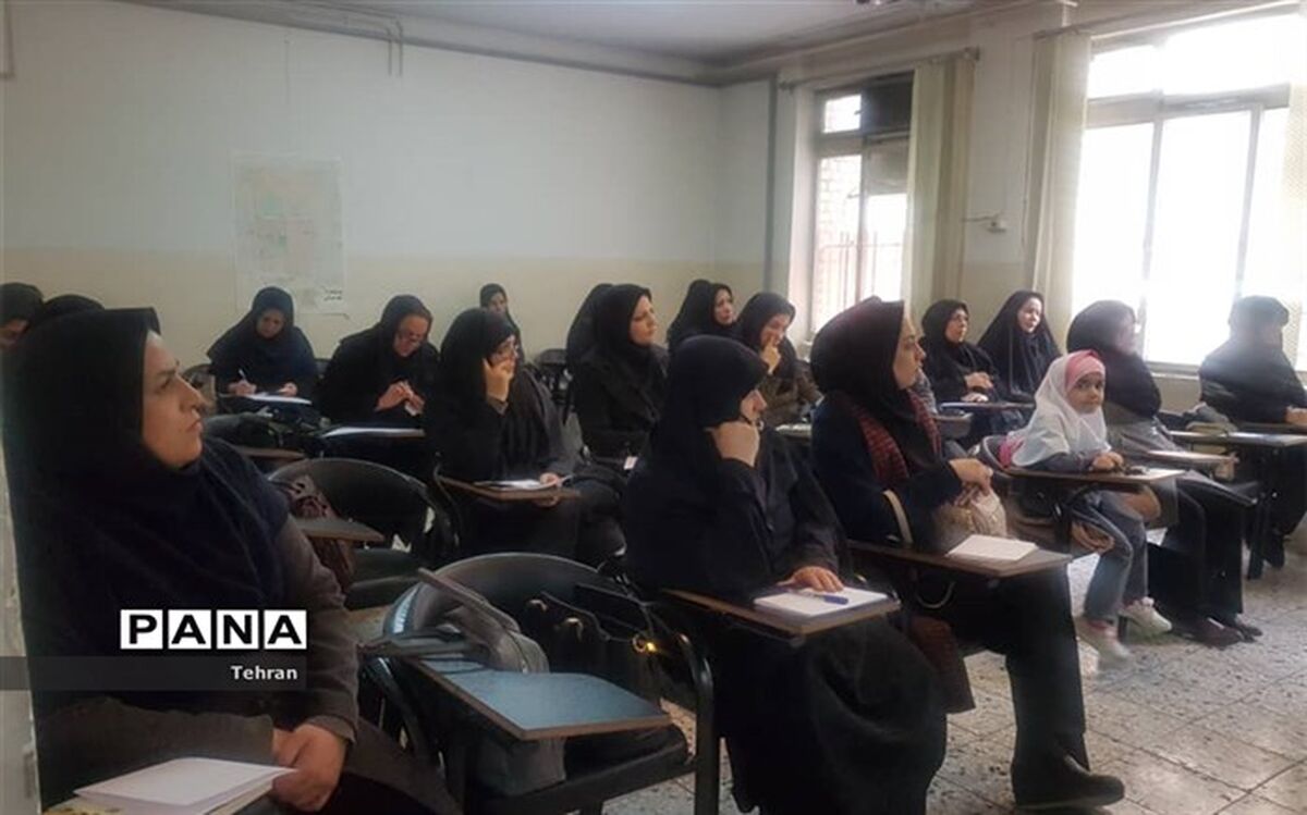 جلسه مدارس مجری طرح مهارت مراقبت منطقه ۱۱