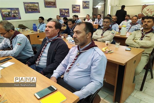 نشست هم‌اندیشی سازمان‌های دانش‌آموزی استان‌های فارس، گلستان و خراسان رضوی در مشهد مقدس