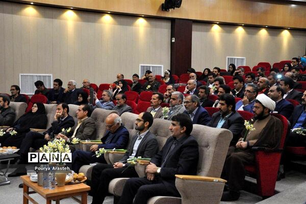 سومین جشن استانی برداشت گل نرگس در شهرستان خوسف