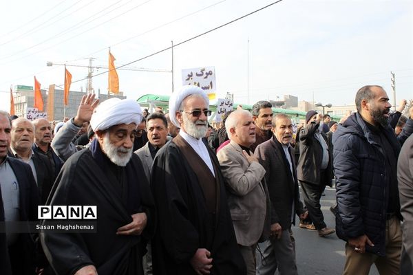 راهپیمایی مردم اسلامشهردرمحکومیت جنایت آمریکا و شهادت سردار سلیمانی