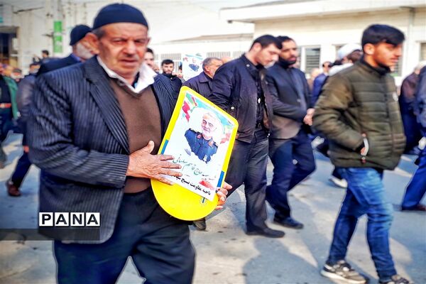 تظاهرات  پرشور مردم گلستان در پی خبر شهادت سردار قاسم سلیمانی