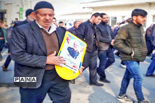 تظاهرات  پرشور مردم گلستان در پی خبر شهادت سردار قاسم سلیمانی