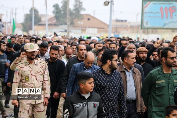 گردهمایی و عزاداری مردم آبادان به‌مناسبت شهادت سردار قاسم سلیمانی
