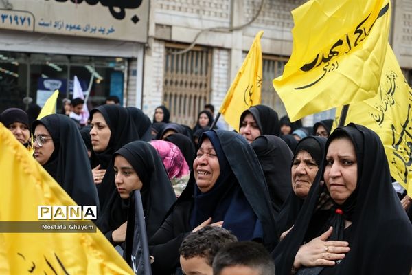 گردهمایی و عزاداری مردم آبادان به‌مناسبت شهادت سردار قاسم سلیمانی