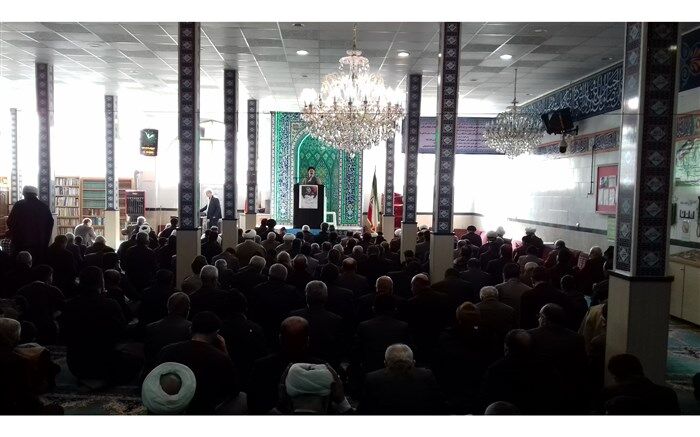 امام جمعه فیروزکوه :امروز نقطه عطفی برای نابودی آمریکا، اسرائیل  و همه تروریست‌های عالم است