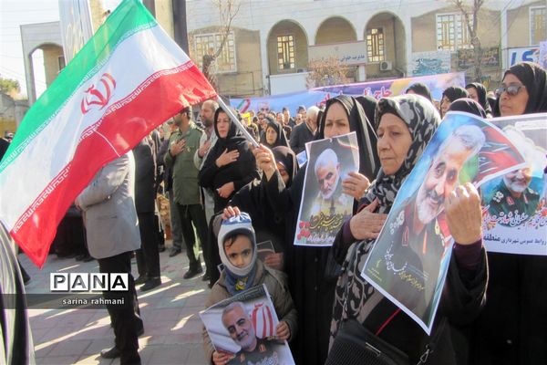 سوگواری مردم کرمانشاه در  پی شهادت سردار سپهبد قاسم سلیمانی