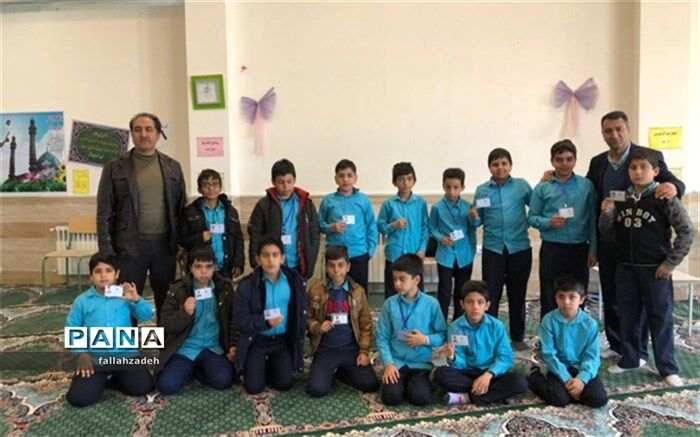 بازدید از فعالیت سفیران سلامت دانش آموزی دردبستان شهید محمد بصیری ابرکوه