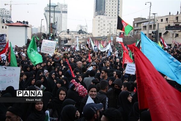 وداع با فرمانده در جوار حرم مطهر رضوی