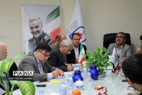 جلسه برنامه ریزی اجلاسیه شهدای دانش‌آموزی  و فرهنگیان استان بوشهر