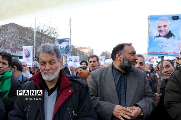 مراسم تشییع پیکر مطهر سپهبد شهید قاسم سلیمانی در مشهد مقدس