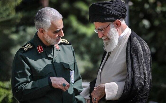 جملات «خاص» رهبرانقلاب در نماز بر پیکر «سلیمانی»