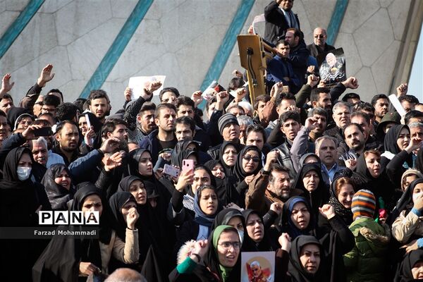 مراسم تشییع پیکر مطهرشهید حاج قاسم سلیمانی و همرزمان شهیدش در تهران
