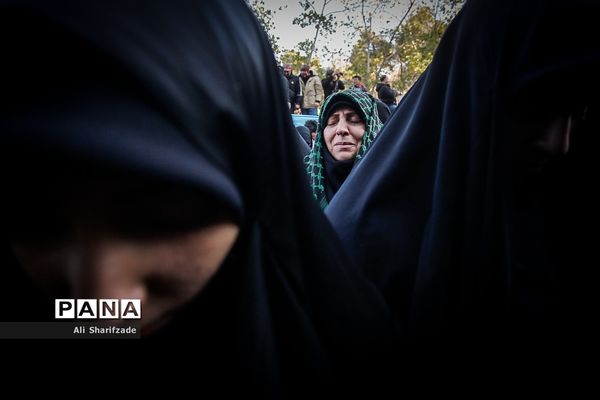 تشییع پیکر شهدای مقاومت در تهران