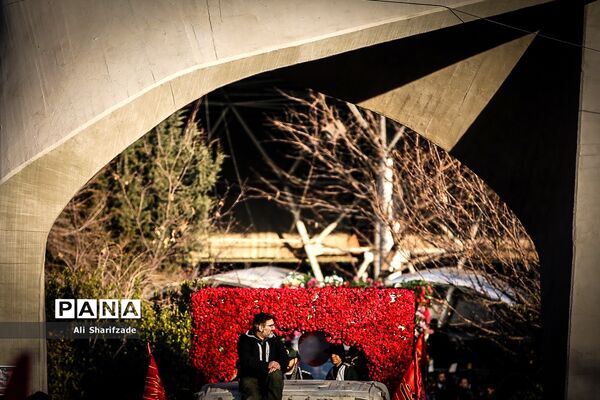 تشییع پیکر شهدای مقاومت در تهران