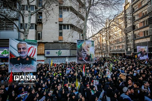 تشییع پیکر شهدای مقاومت در تهران