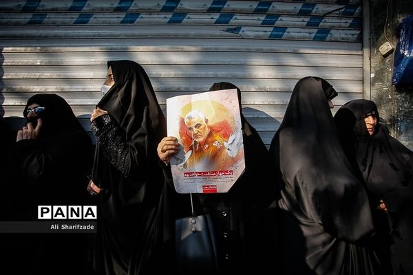 تشییع پیکر شهدای مقاومت در تهران