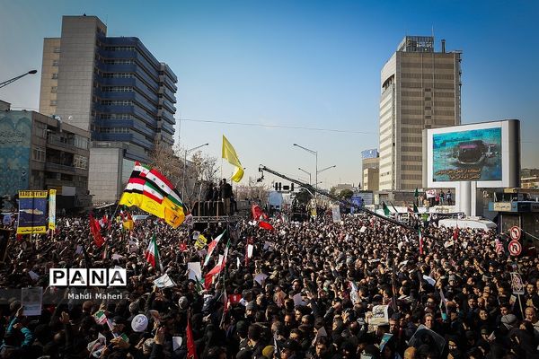 تشییع پیکر شهدای مقاومت در تهران-3