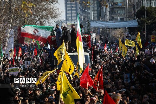 تشییع پیکر شهدای مقاومت در تهران-3