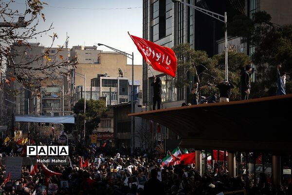 تشییع پیکر شهدای مقاومت در تهران-3