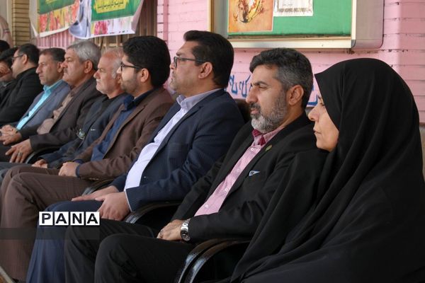 آیین  توزیع شیر رایگان در مدارس خوزستان