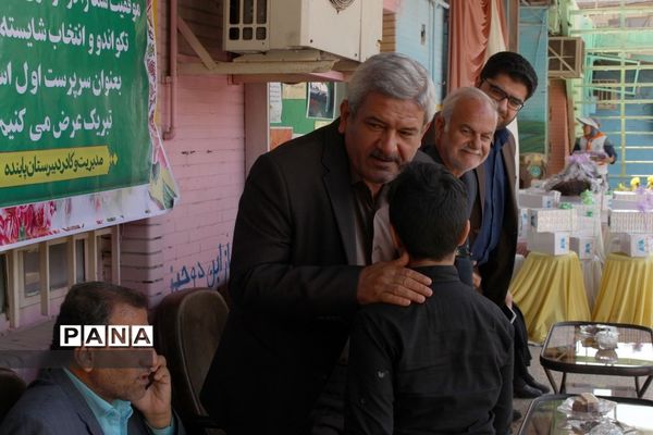 آیین  توزیع شیر رایگان در مدارس خوزستان