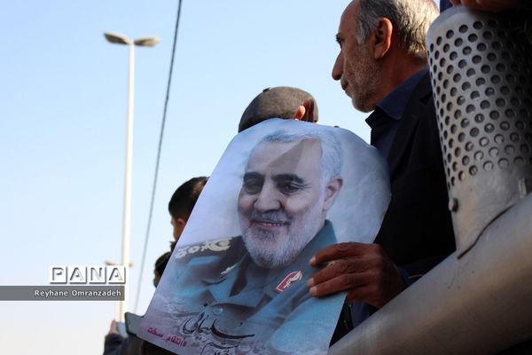 مراسم تشیع پیکر شهید سپهبد قاسم سلیمانی و شهیدان همراهش