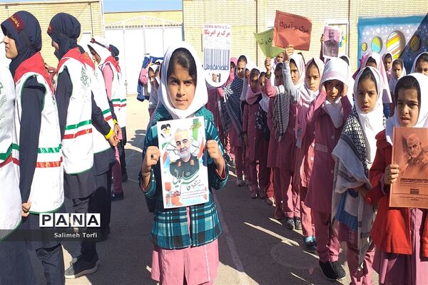 برگزاری مراسم گرامیداشت شهادت سردارحاج قاسم سلیمانی دردبستان فضیلت حمیدیه