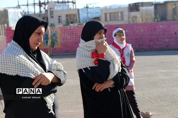 عزاداری دانش آموزان پیشتاز مدرسه جهادگران یاسوج در سوگ سردار دلها