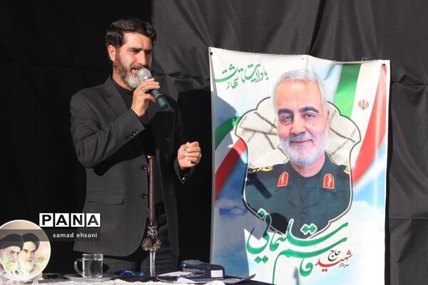 عزاداری دانش آموزان پیشتاز مدرسه جهادگران یاسوج در سوگ سردار دلها