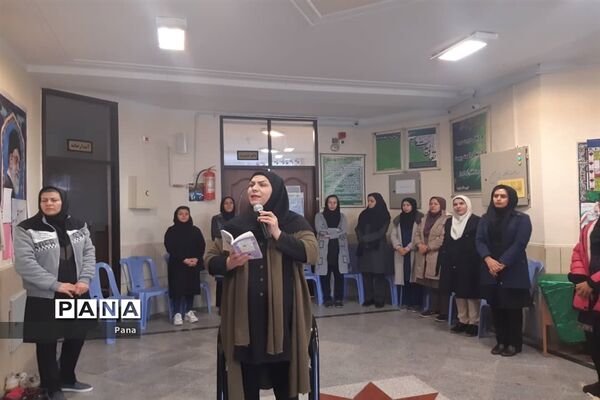 سوگواری دانش‌آموزان پیشتاز فارس در رثای سردار شهید قاسم سلیمانی