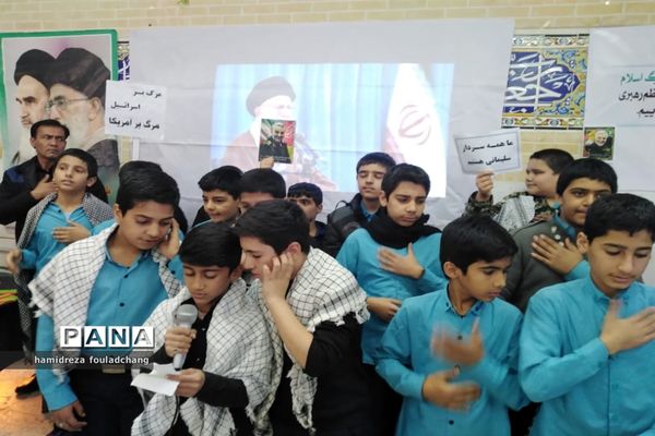 گرامیداشت سردار دلها، شهید حاج قاسم سلیمانی در مدارس نی ریز