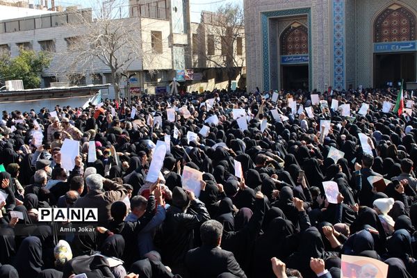 راهپیمایی مردم شیراز در مراسم بزرگداشت سردار شهید حاج قاسم سلیمانی