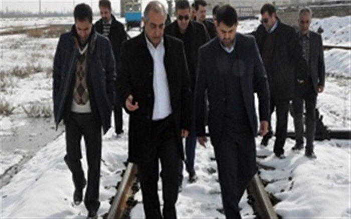 بازدیدمعاون هماهنگی امور عمرانی استاندار آذربایجان غربی از ایستگاه راه آهن ارومیه