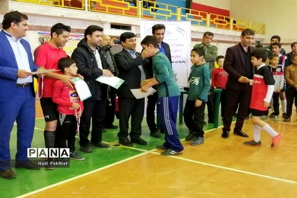 مسابقات فوتسال مدارس ابتدایی شهرستان دشتستان