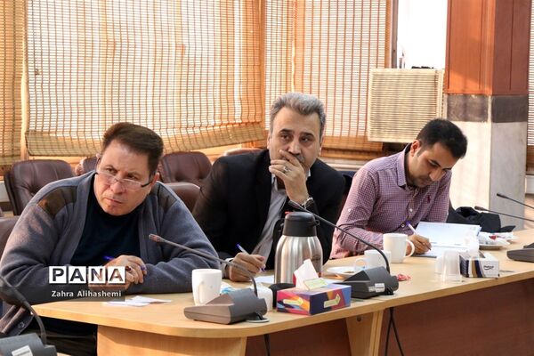 نشست بهره برداری بهینه ازظرفیت امکانات پرورشی در تقویت فعالیت‌های تربیتی