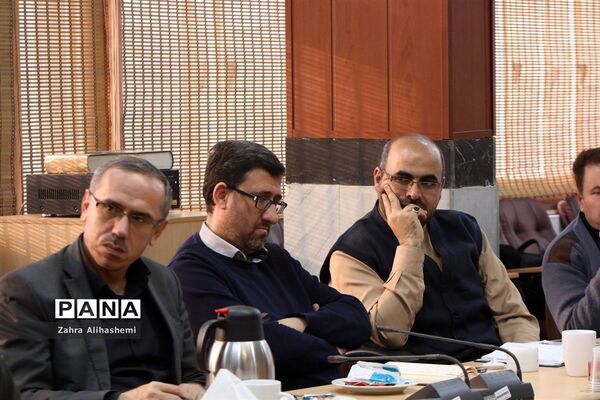 نشست بهره برداری بهینه ازظرفیت امکانات پرورشی در تقویت فعالیت‌های تربیتی