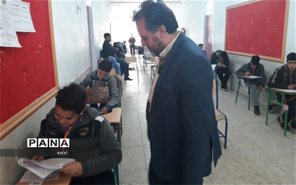 نخستین مرحله آزمون بهبود عملکرد متوسطه اول در زارچ برگزار شد