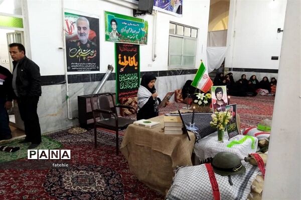 گرامیداشت یاد شهدا توسط دانش آموزان مدارس شاهد ابرکوه