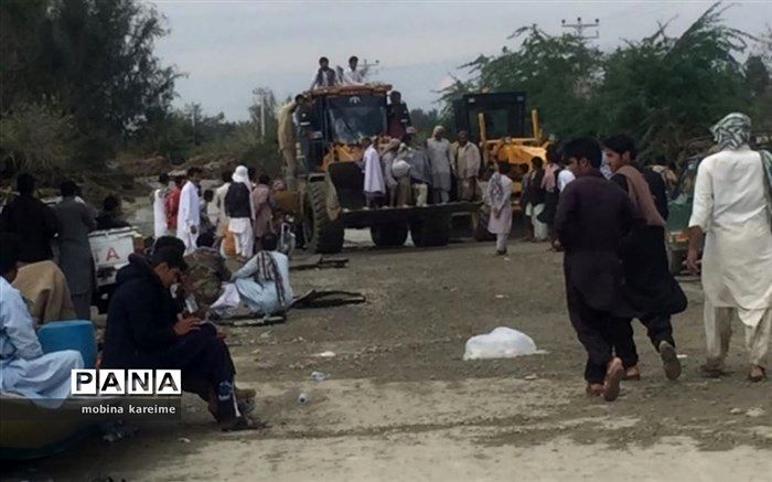 دریافت کمک‌های مردمی برای سیل‌زدگان در بقاع متبرکه مازندران