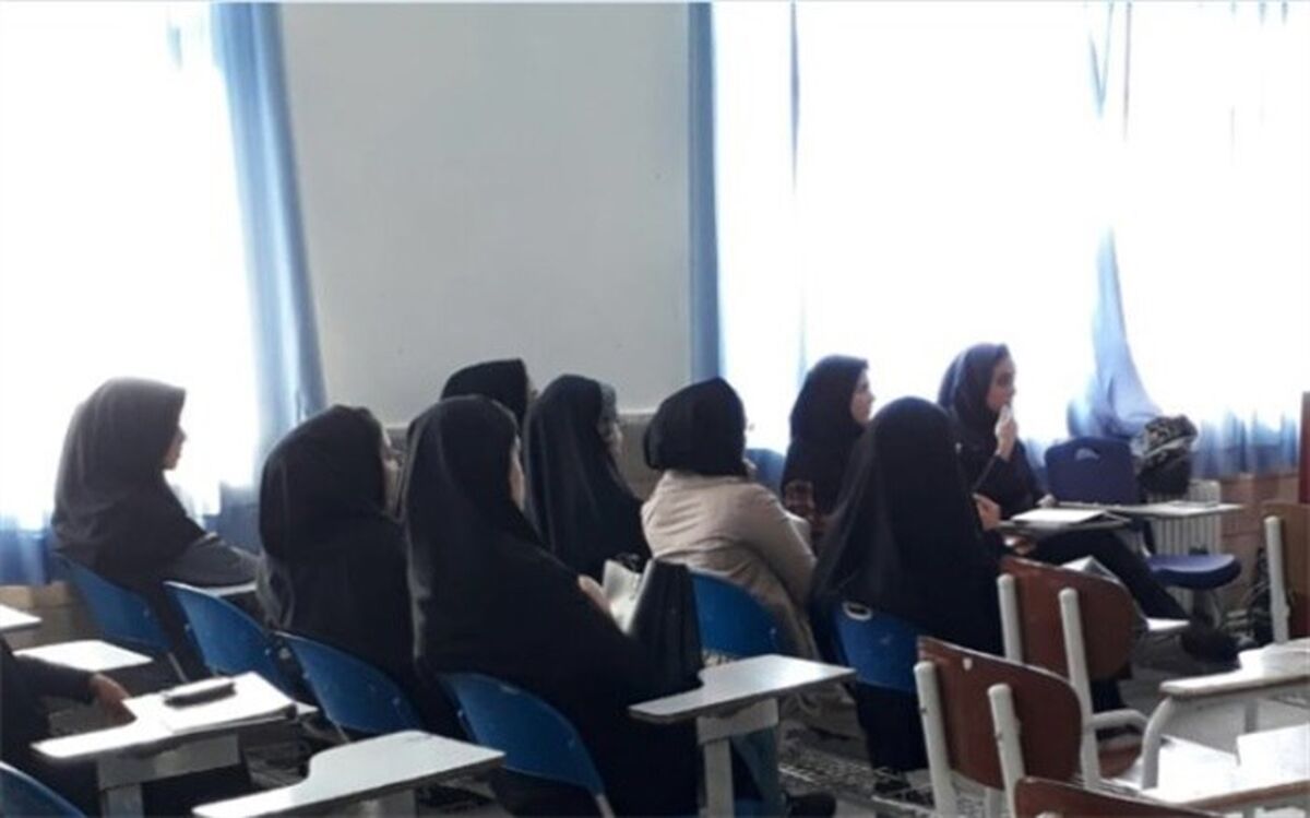 برگزاری کارگاه‎های پیش از ازدواج در مدارس بافق