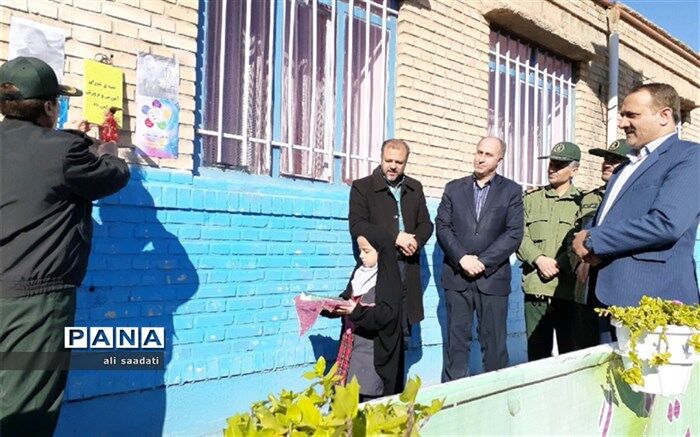 آیین نواختن نمادین زنگ هفته شوراهای آموزش و پرورش کلات با حضور مسئولین شهرستان