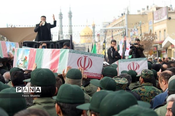 تشییع شهدای سانحه هوایی در قم
