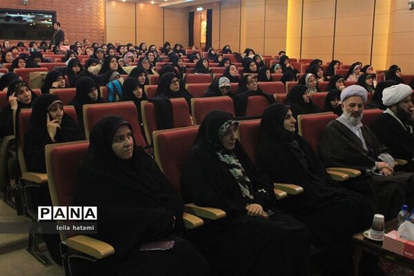 نشست استانی دومین کنگره خانواده در تبریز